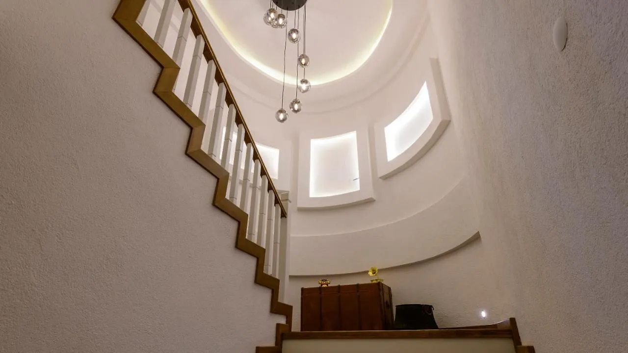 Oeluedeniz'De Oezel Havuzlu 5 Bedroom Lueks Villa Albera Fethiye