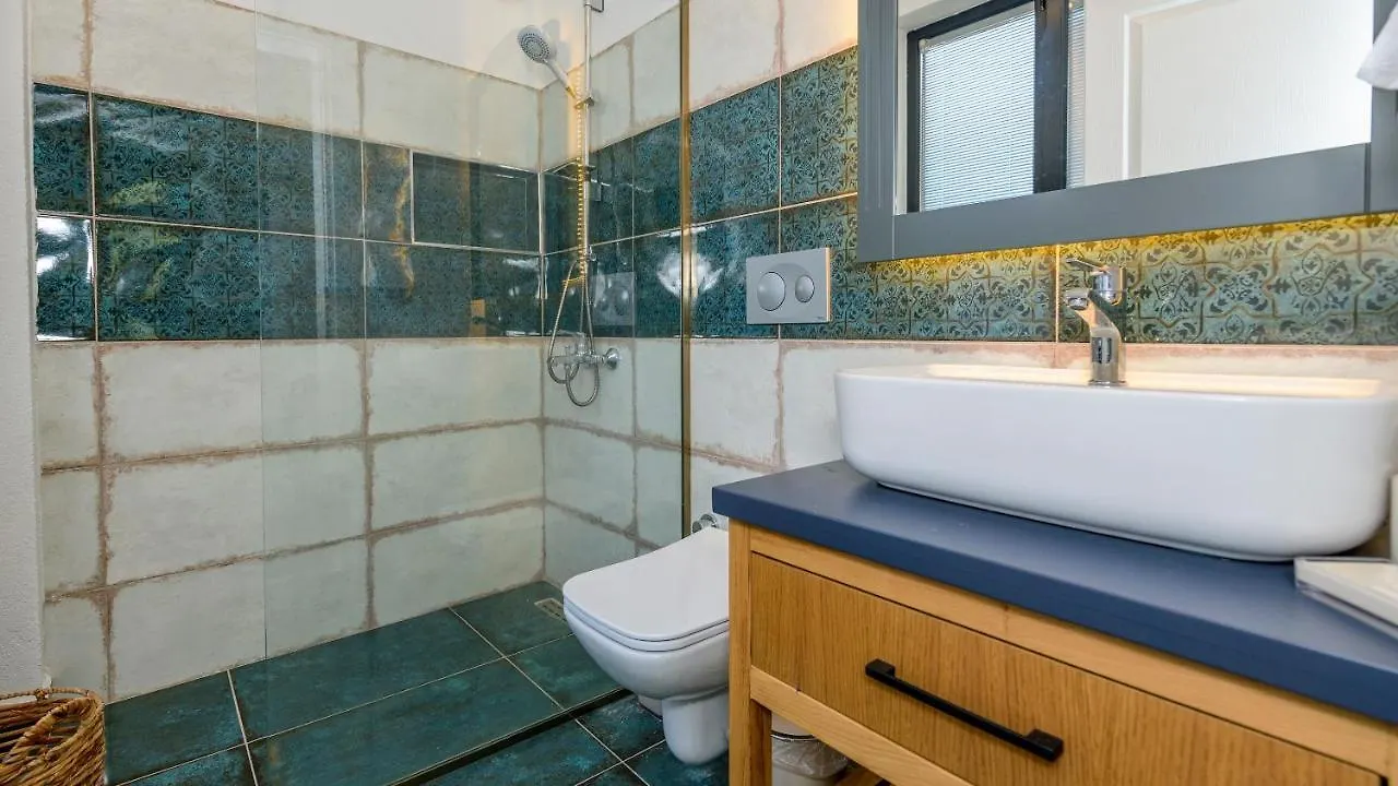 Oeluedeniz'De Oezel Havuzlu 5 Bedroom Lueks Villa Albera Fethiye Turkey